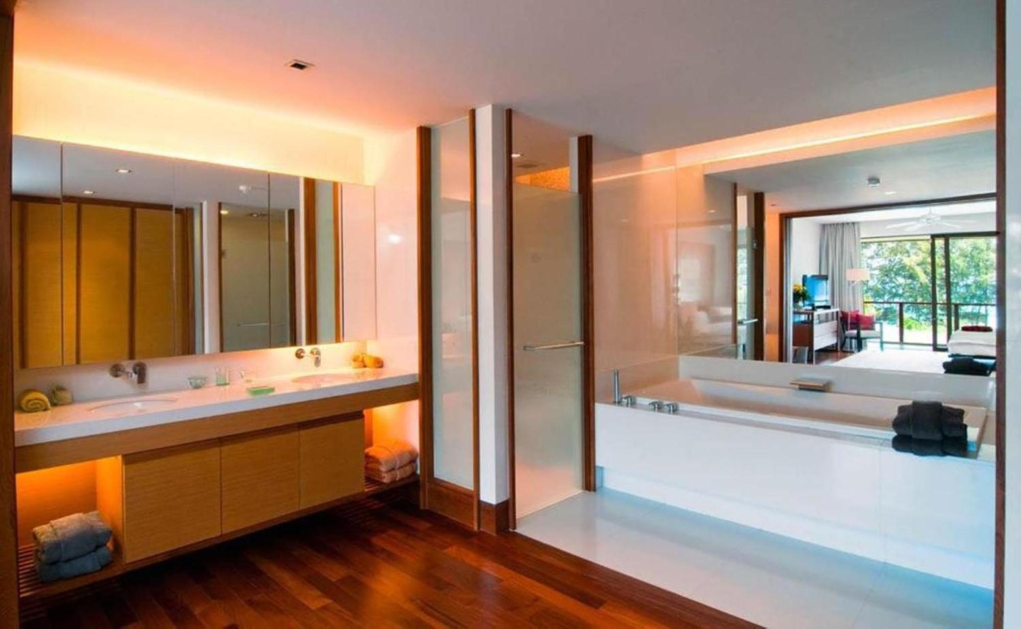 Pearl Of Naithon Hotel Екстериор снимка