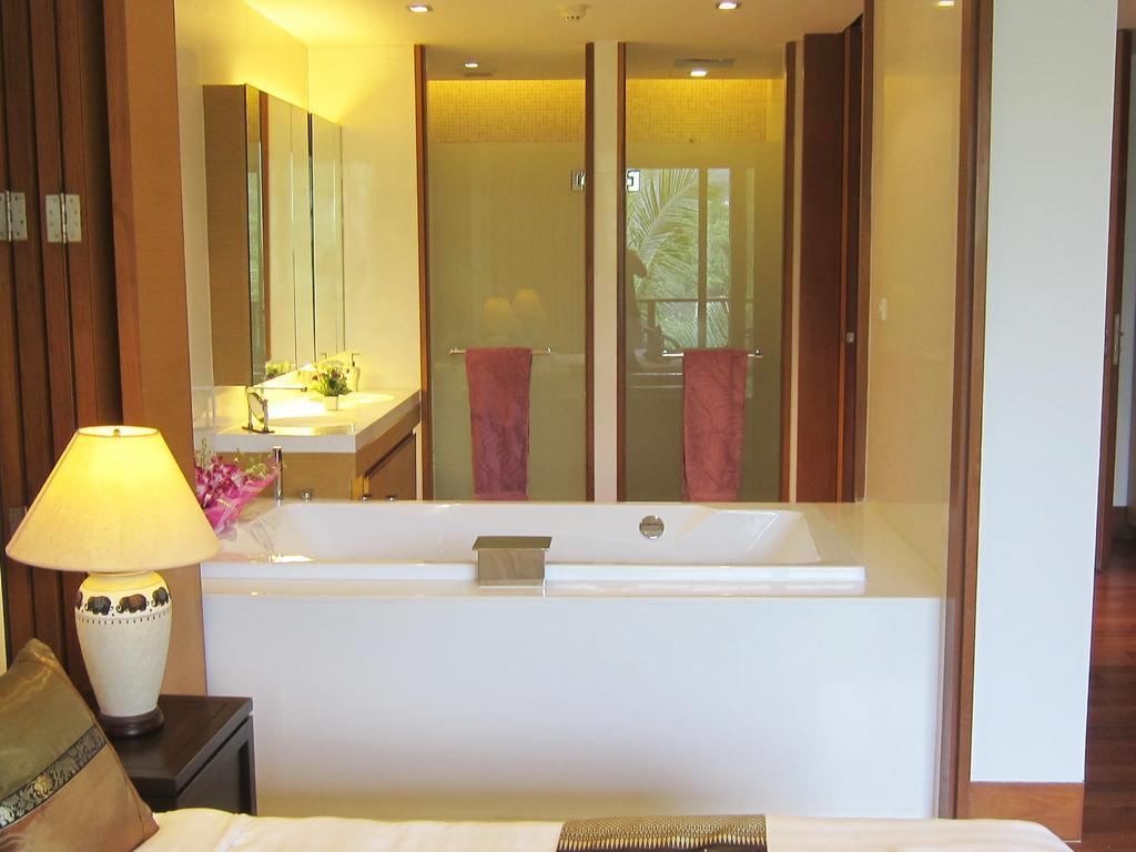 Pearl Of Naithon Hotel Екстериор снимка